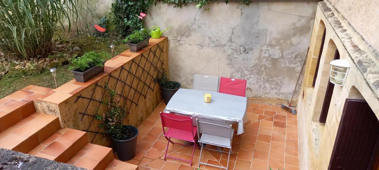 ברגרק Studio Avec Terrasse Et Jardinet En Centre Ville מראה חיצוני תמונה